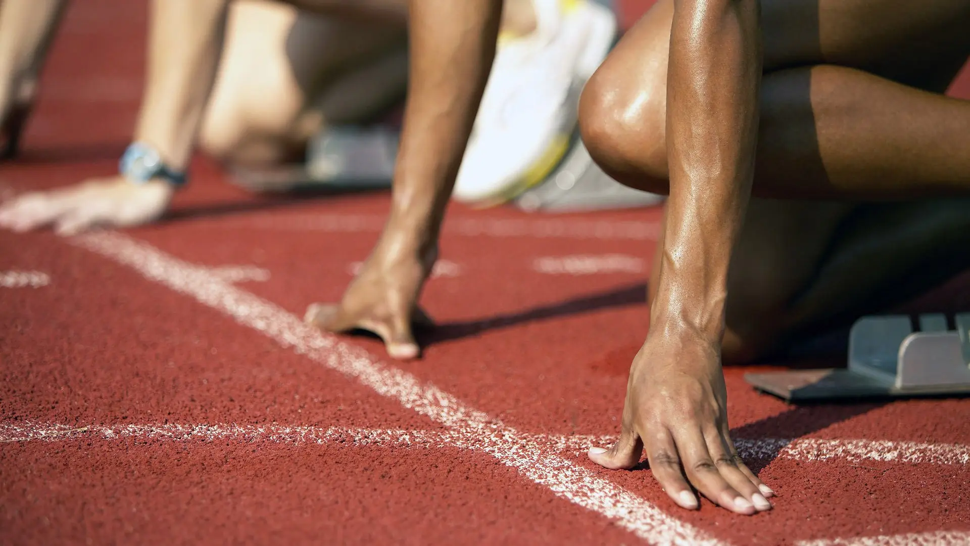 青少年“拼搏青春”体育嘉年华在重庆盛大开启，展现青春风采，重庆青少年体育培训